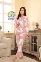 піжама з флісу модель Cute Pink Rabbit