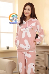 піжама з флісу модель Cute Pink Rabbit