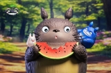 Оригинальная аниме фигурка &laquo;LM Studio - My Neighbor Totoro Totoro eating watermelon&raquo;