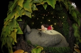 Оригинальная аниме фигурка &laquo;Shen Yin Studio - My Neighbor Totoro Silhouette Moment Series Resting in the Tree Hole&raquo;