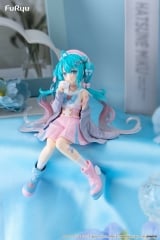 Оригінальна аніме фігурка &laquo;"Hatsune Miku" Noodle Stopper Figure Sailor Suit in Love Gray ver.&raquo;