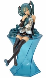 Оригинальная аниме фигурка &laquo;Noodle Stopper Figure Hatsune Miku Pearl Color Ver. (FuRyu)&raquo;