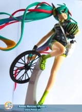 Оригинальная аниме фигурка SQ Hatsune Miku Racing 2016 TeamUKYO Cheer Ver.