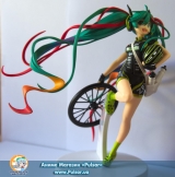 Оригинальная аниме фигурка SQ Hatsune Miku Racing 2016 TeamUKYO Cheer Ver.