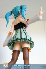 Оригинальная аниме фигурка SPM Figure Hatsune Miku Colorful Drop Ver.