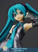 Оригинальная аниме фигурка Hatsune Miku 1/8 PVC Figure &mdash; Vocaloid
