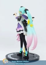 Оригинальная аниме фигурка Taito Kuji Honpo Hatsune Miku 10th Anniversary: Hatsune Miku Pearl Ver.