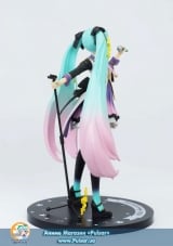 Оригинальная аниме фигурка Taito Kuji Honpo Hatsune Miku 10th Anniversary: Hatsune Miku Pearl Ver.
