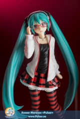 Оригинальная аниме фигурка SPM Figure Hatsune Miku Natural ver.