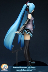 Оригинальная аниме фигурка  Hatsune Miku Blue ver.