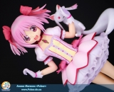Оригінальна аніме фігурка HG Figure Kaname Madoka with Kyuubey
