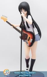 Оригінальна аніме фігурка Mio Akiyama Lefty Rock&rsquo;n Roll PM Figure &mdash; K-ON!!
