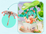 Аниме фигурка &laquo;Q Version Figure Hatsune Miku Playing in the Lotus Pond&raquo;