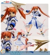 Оригинальная аниме фигурка Moekore PLUS No.09 Magical Girl Lyrical Nanoha StrikerS - Nanoha Takamachi Barrier Jacket Exceed Mode 1/7 Complete Figure