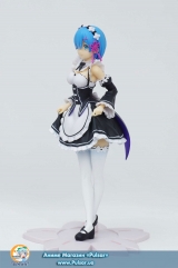 Оригинальная аниме фигурка PM Figure Rem Curtsey Ver.