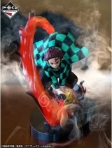Оригинальная аниме фигурка «Ichiban Kuji Demon Slayer: Kimetsu no Yaiba -Yaiba o Furui Kokoro o Moyase- A Prize - Tanjiro Kamado Figure»