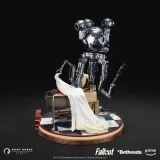Оригинальная  фигурка «Fallout (Amazon): Mr. Handy "Snip-Snip" Statue»