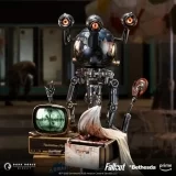 Оригинальная  фигурка «Fallout (Amazon): Mr. Handy "Snip-Snip" Statue»