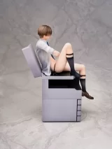 Оригинальная аниме фигурка «Hon Toku Hitozuma Salary Man Makoto Niizuma 1/8 Complete Figure»