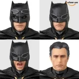 Оригинальная sci-fi фигурка &laquo;MAFEX No.272 MAFEX BATMAN TACTICAL SUIT (ZACK SNYDER'S JUSTICE LEAGUE Ver.)&raquo;