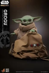 Оригинальная  фигурка «Life-size Masterpiece "The Mandalorian" 1/1 Scale Figure Grogu (w/Carry Bag)»