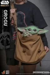 Оригинальная  фигурка «Life-size Masterpiece "The Mandalorian" 1/1 Scale Figure Grogu (w/Carry Bag)»