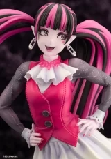 Оригинальная аниме фигурка «MONSTER HIGH BISHOUJO Draculaura 1/7 Complete Figure»