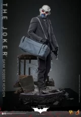 Оригинальная  фигурка «Movie Masterpiece DX "The Dark Kight Trilogy"1/6 Scale Figure Joker (Bank Robber)»