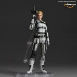 Оригинальная sci-fi фигурка &laquo;Revoltech Amazing Yamaguchi The Boss ("METAL GEAR SOLID Delta: SNAKE EATER")&raquo;