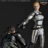 Оригинальная sci-fi фигурка &laquo;Revoltech Amazing Yamaguchi The Boss ("METAL GEAR SOLID Delta: SNAKE EATER")&raquo;
