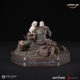 Оригинальная sci-fi фигурка &laquo;The Witcher: Geralt and Ciri Fireside Premium Statue&raquo;