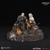 Оригинальная sci-fi фигурка &laquo;The Witcher: Geralt and Ciri Fireside Premium Statue&raquo;