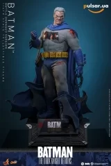 Оригинальная sci-fi фигурка &laquo;Comic Masterpiece 1/6 Scale Figure Batman (Battle Damaged Version)&raquo;