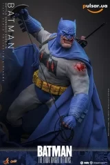 Оригинальная sci-fi фигурка &laquo;Comic Masterpiece 1/6 Scale Figure Batman (Battle Damaged Version)&raquo;