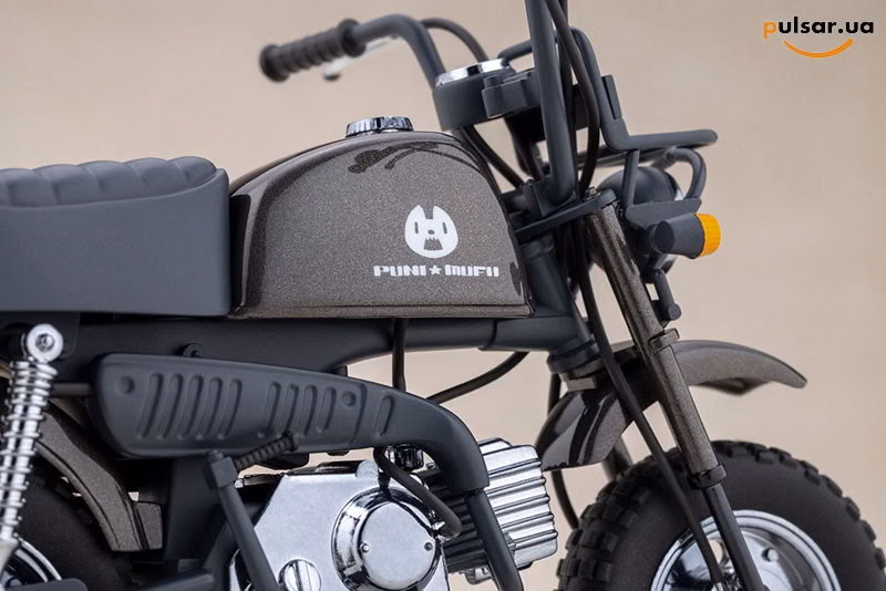 Оригінальна аніме фігурка   «Megami Device PUNI*MOFU RACING LANG with Honda Z50J Gorilla Plastic Mode», фото 11